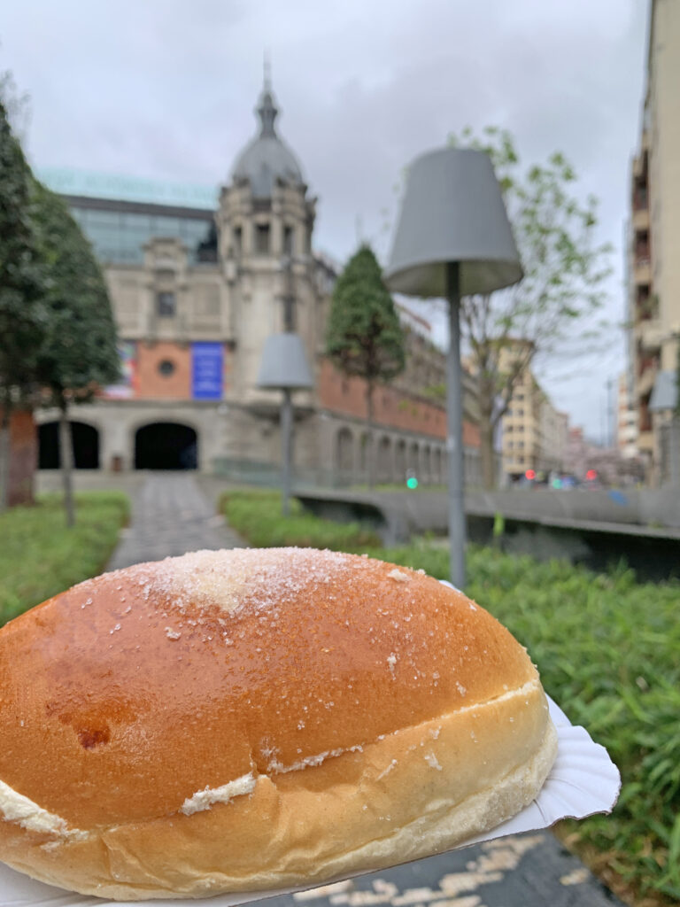 ruta dulce por bilbao y Bizkaia bollo mantequilla